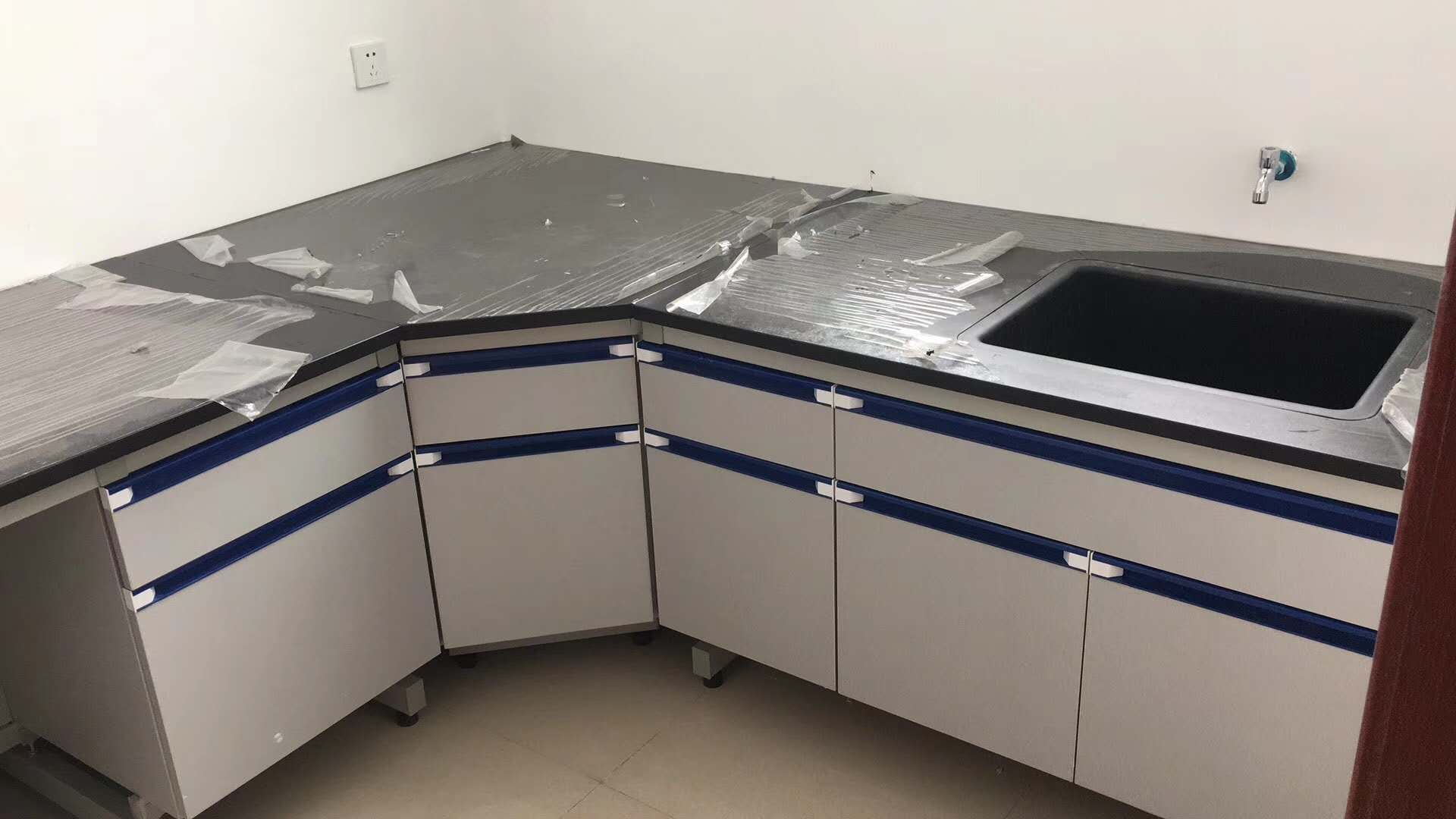 上海實驗臺工程案例