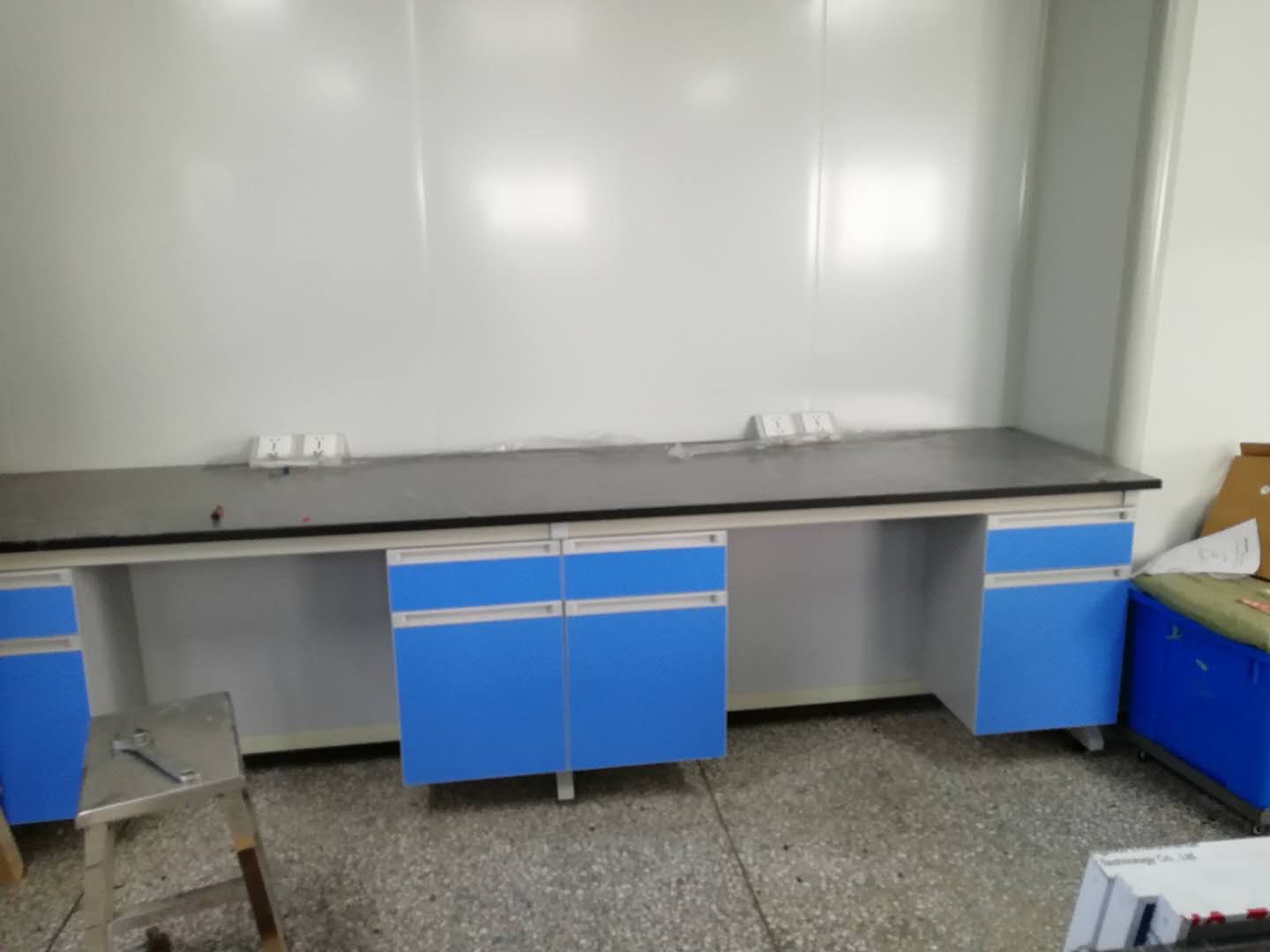 安徽實(shí)驗(yàn)臺(tái)工程案例